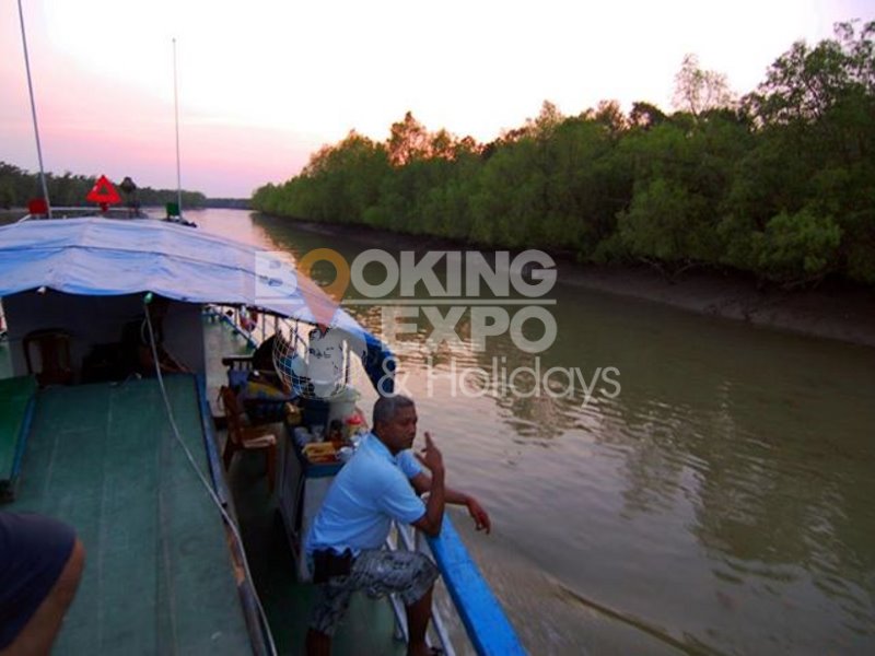 Booking Expo Holidays