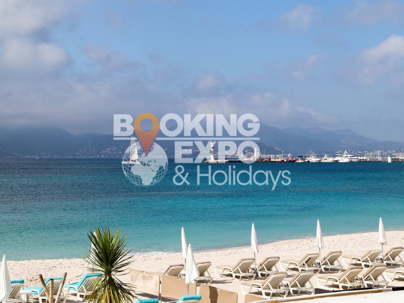 Booking Expo Holidays