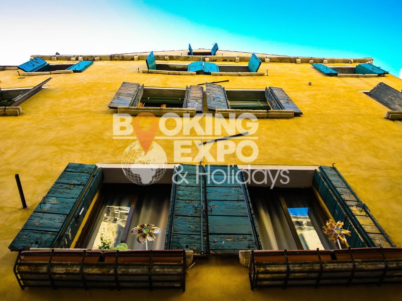 Booking Expo Holidays